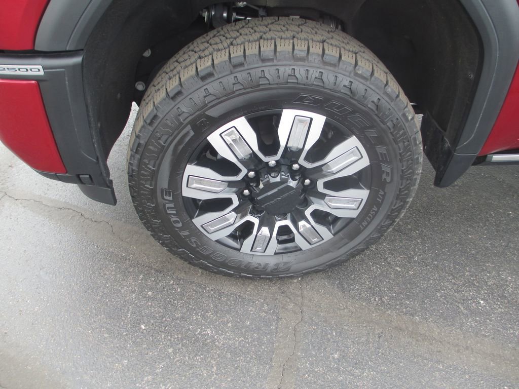 Used 2024 GMC Sierra 2500 Denali w/ Denali Reserve Package AWD/4WD image 16