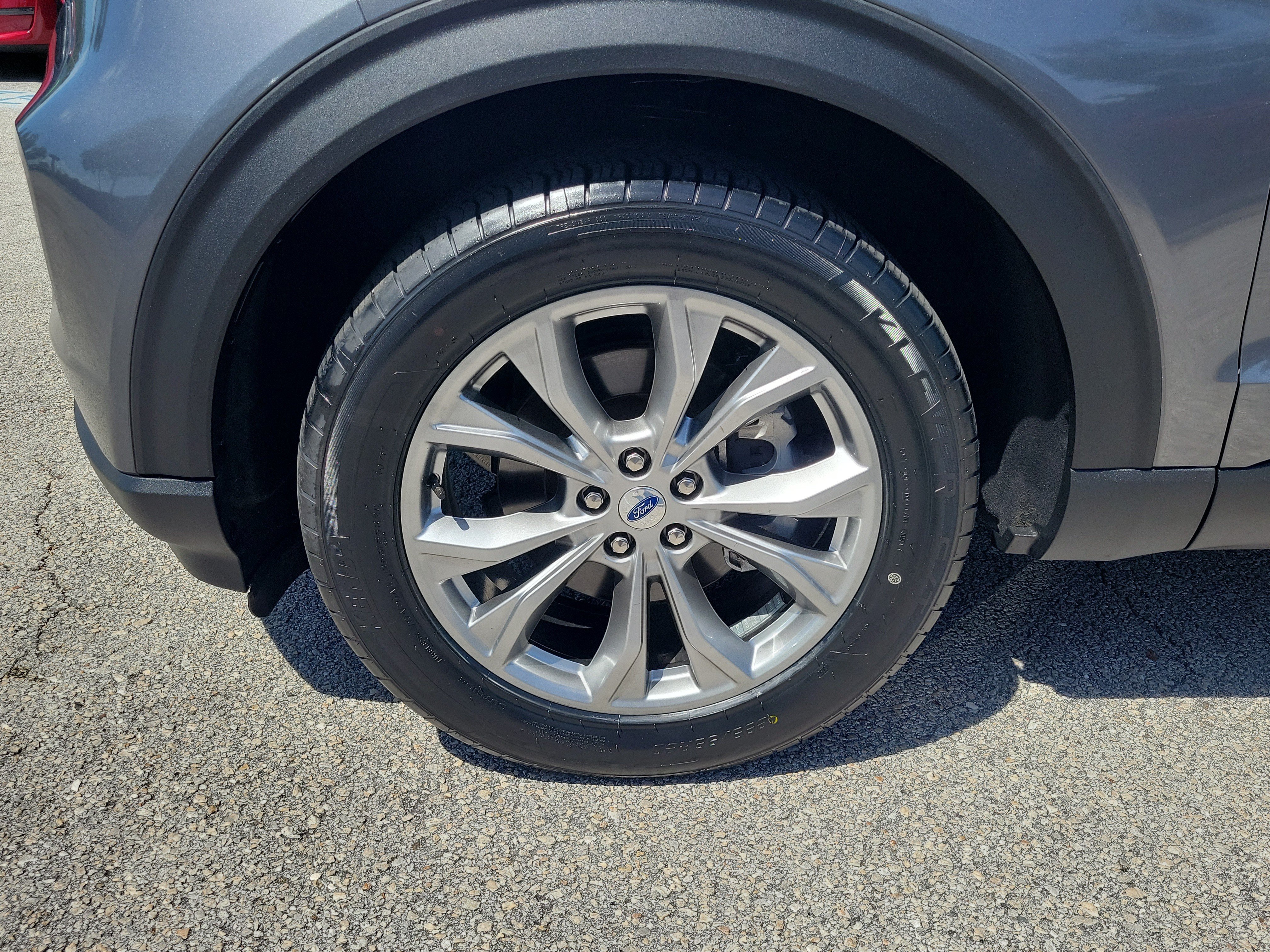 Certified 2023 Ford Explorer XLT w/ Equipment Group 202A RWD image 5