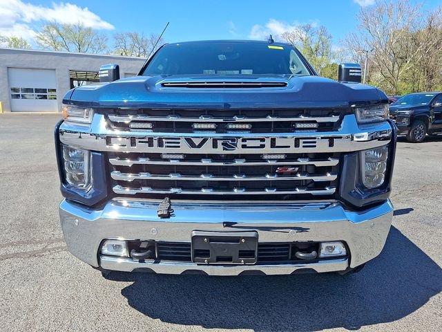 Used 2022 Chevrolet Silverado 2500 LTZ w/ LTZ Plus Package AWD/4WD image 4