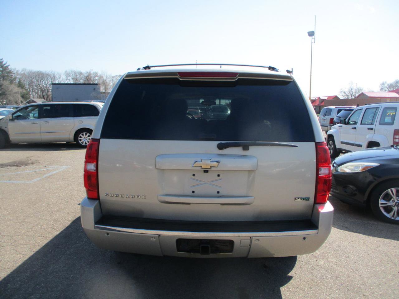 Used 2011 Chevrolet Suburban LTZ AWD/4WD image 6