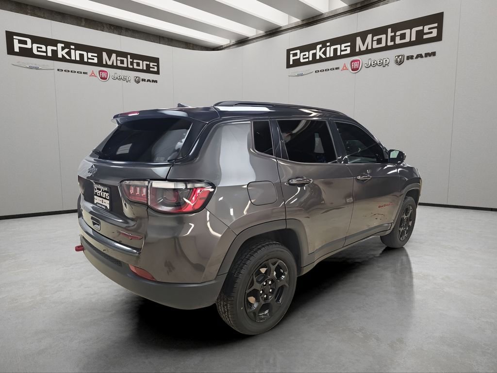 Used 2023 Jeep Compass Trailhawk image 5