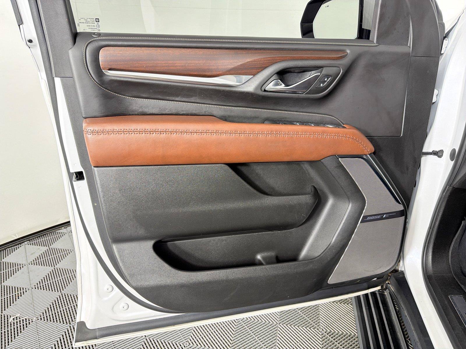 Certified 2023 GMC Yukon XL Denali Ultimate AWD/4WD image 8