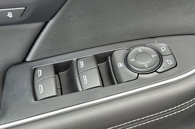 Used 2023 Buick Envision Essence AWD/4WD image 12