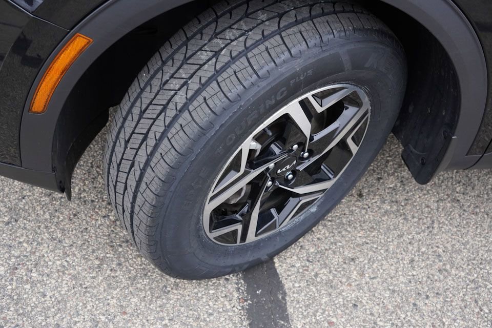 Certified 2023 Kia Sportage LX image 14