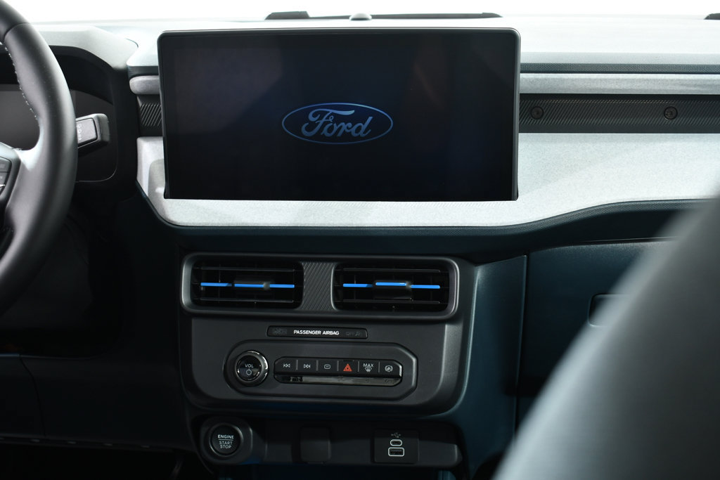 New 2026 Ford Maverick XLT w/ Equipment Group 301A AWD/4WD image 9