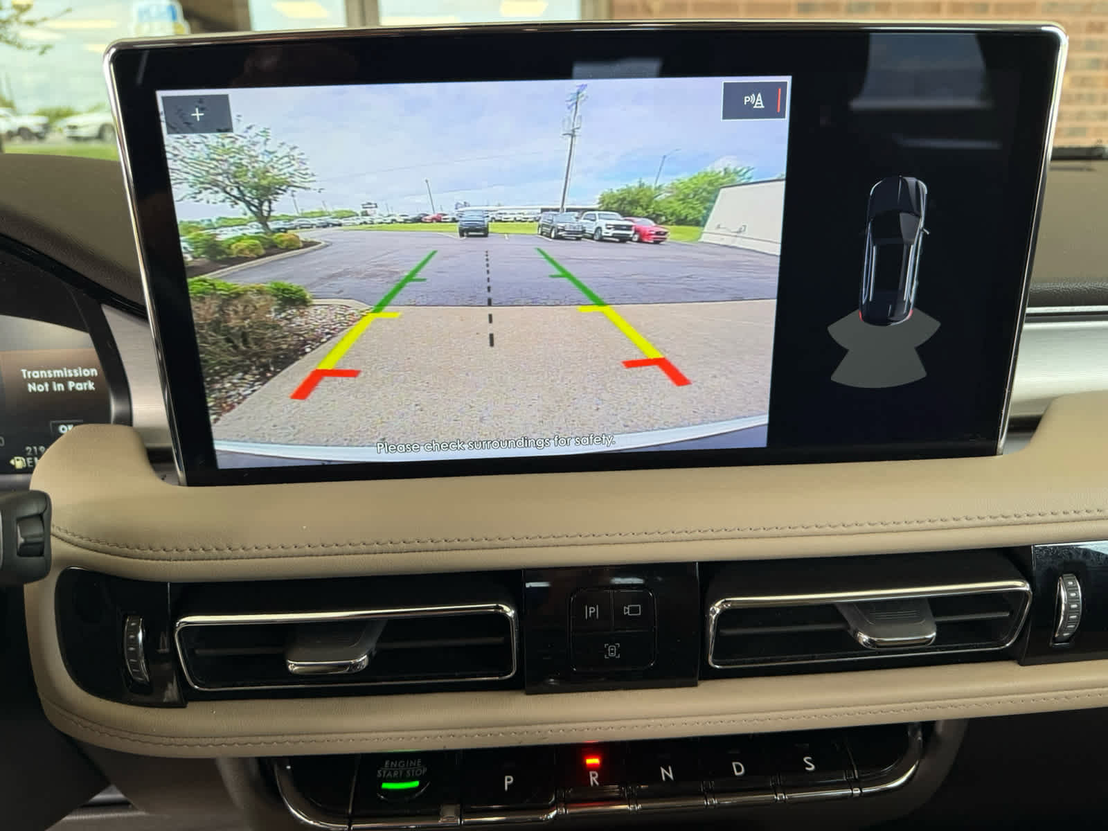 Used 2022 Lincoln Nautilus FWD image 16
