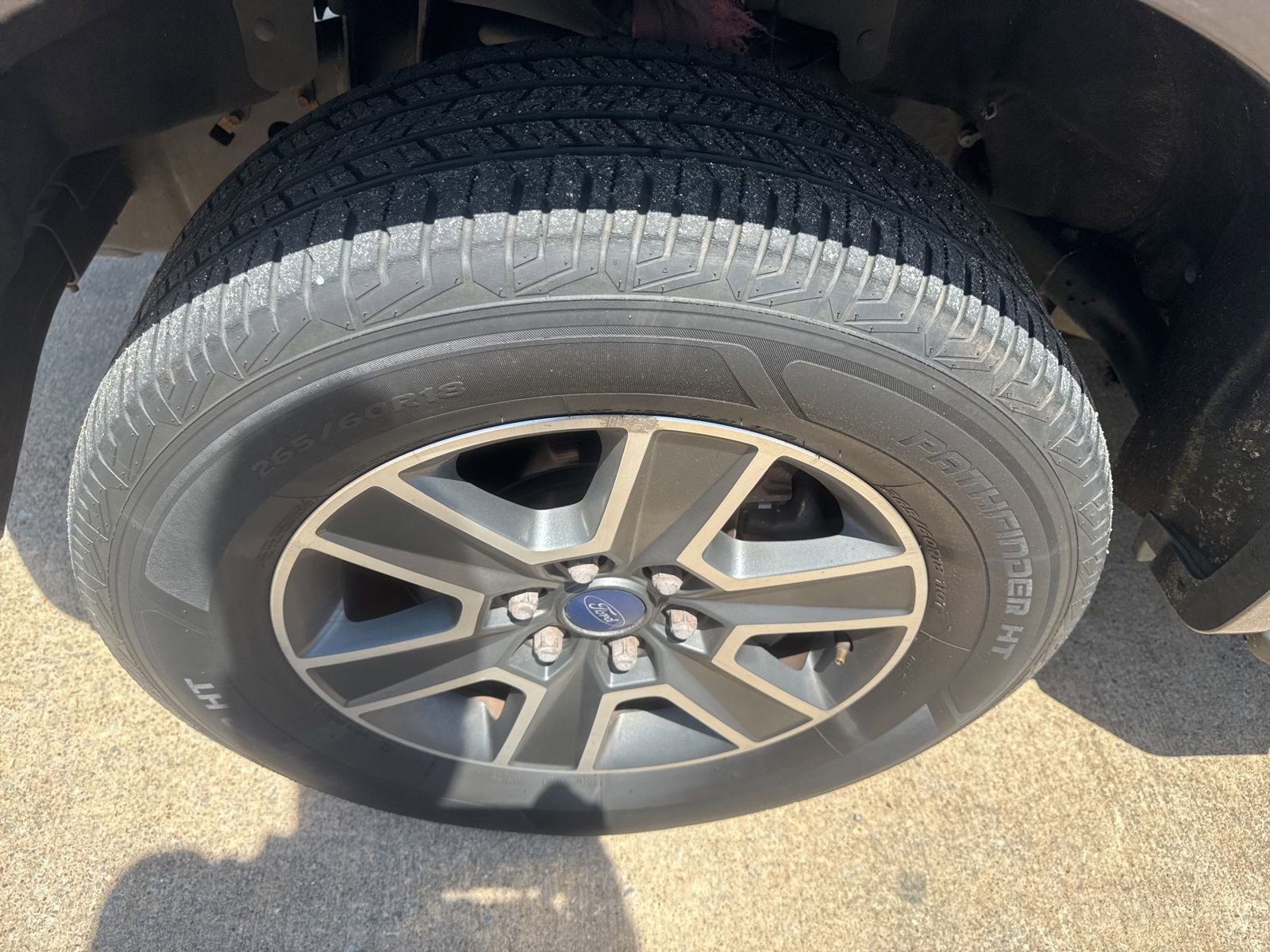 Used 2015 Ford F150 XLT w/ Equipment Group 302A Luxury image 9