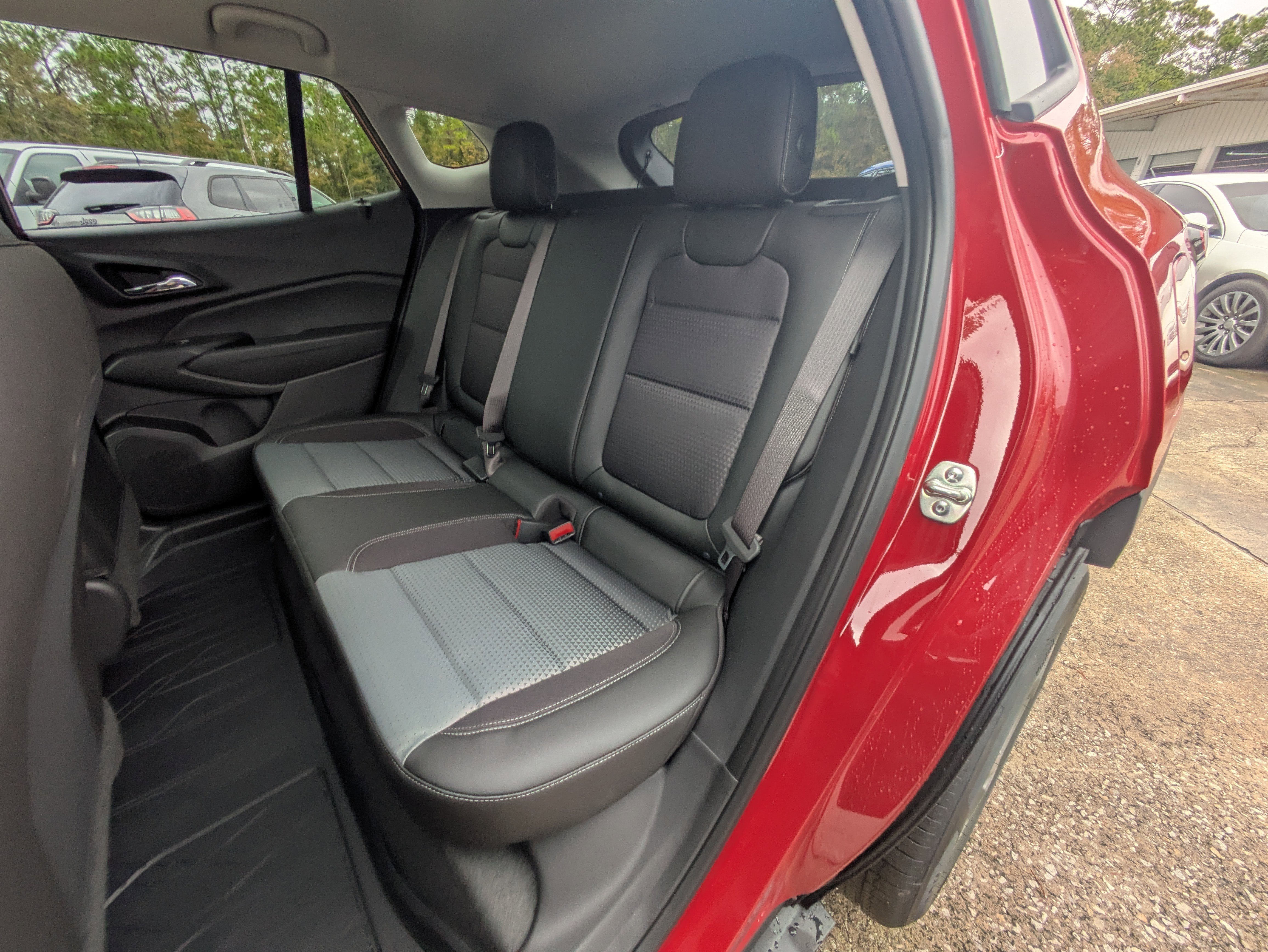 New 2026 Chevrolet Trax LT image 7