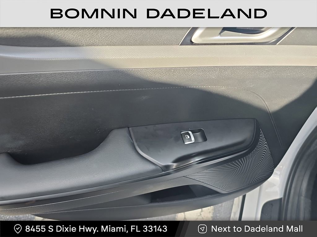 Used 2023 Kia K5 LXS image 10