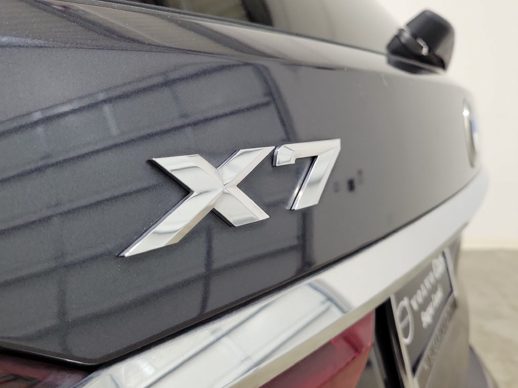 Used 2020 BMW X7 xDrive40i w/ Cold Weather Package AWD/4WD image 9