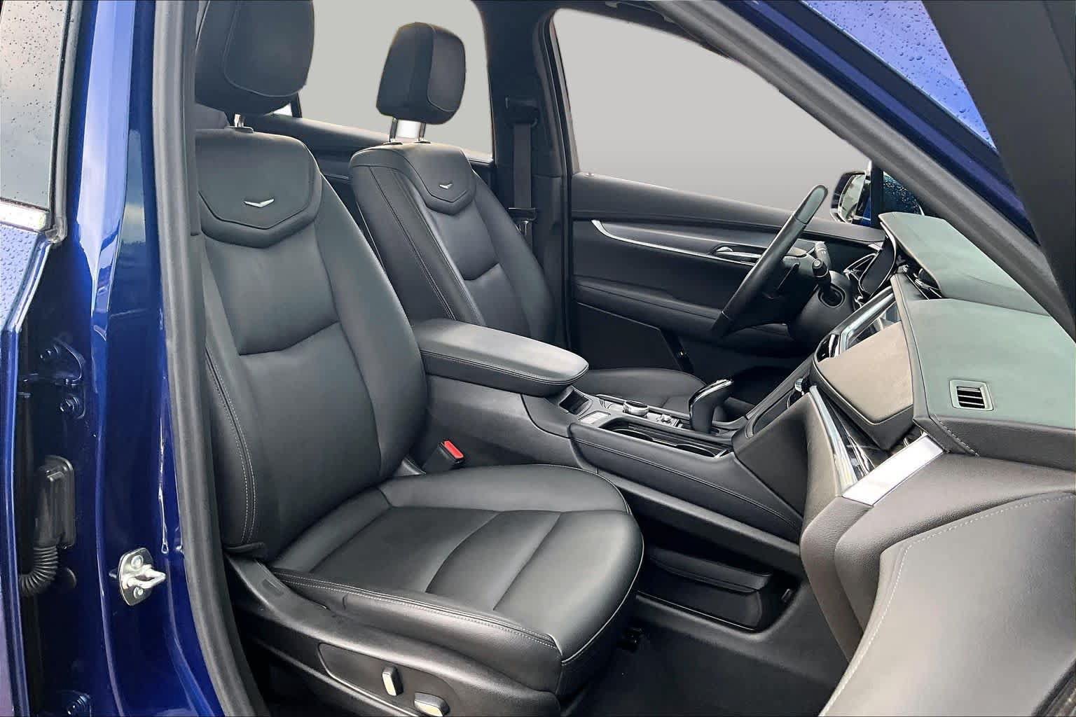 Used 2024 Cadillac XT6 Luxury FWD image 8