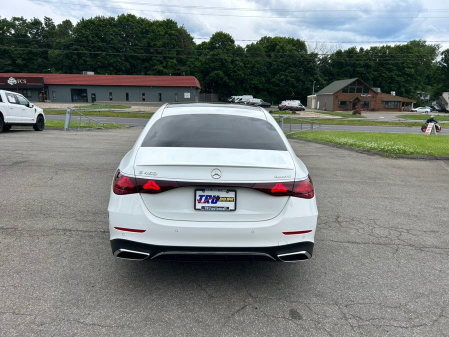 Used 2024 Mercedes-Benz E 450 4MATIC Sedan image 5