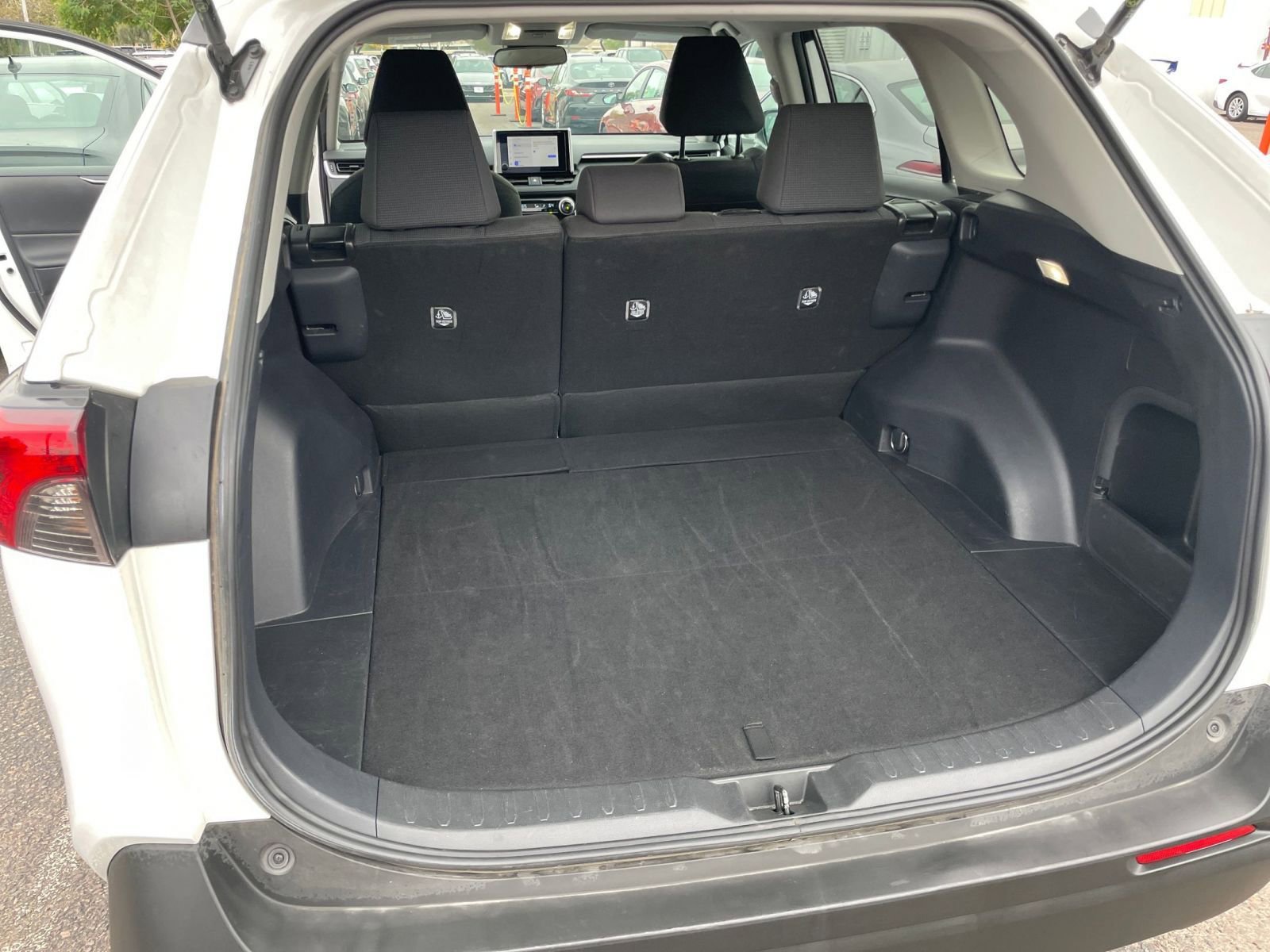 Used 2025 Toyota RAV4 LE image 30