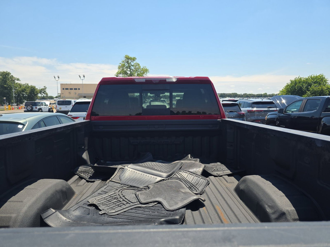 Used 2021 GMC Sierra 3500 Denali w/ Denali Ultimate Package image 13