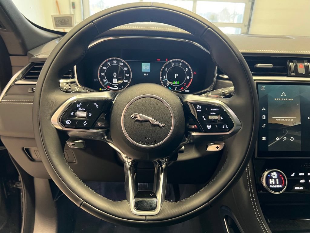 New 2025 Jaguar F-PACE R-Dynamic S AWD/4WD image 23