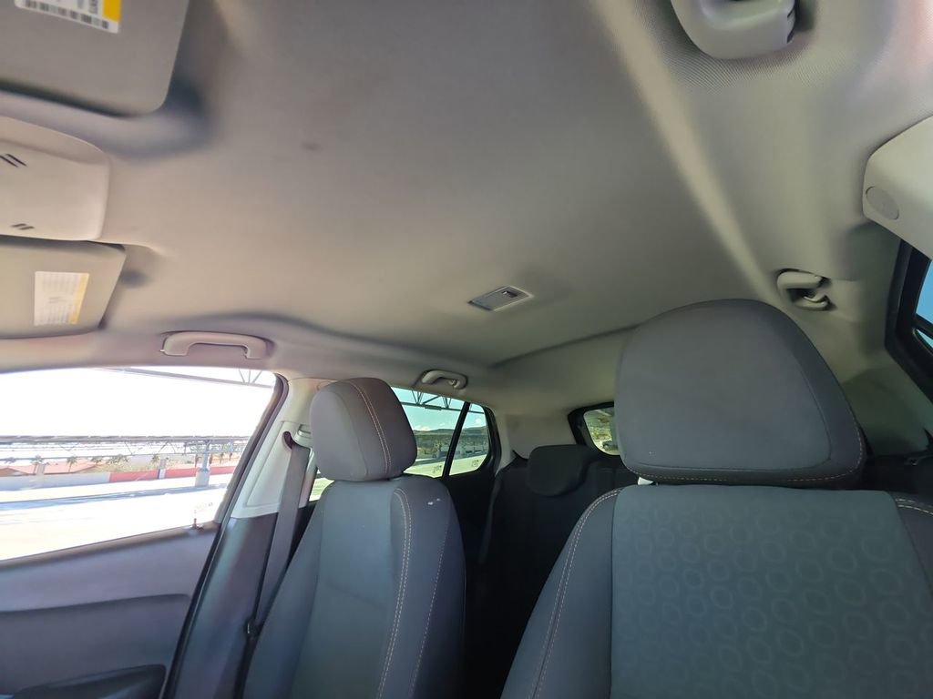 Used 2019 Chevrolet Trax LS image 18