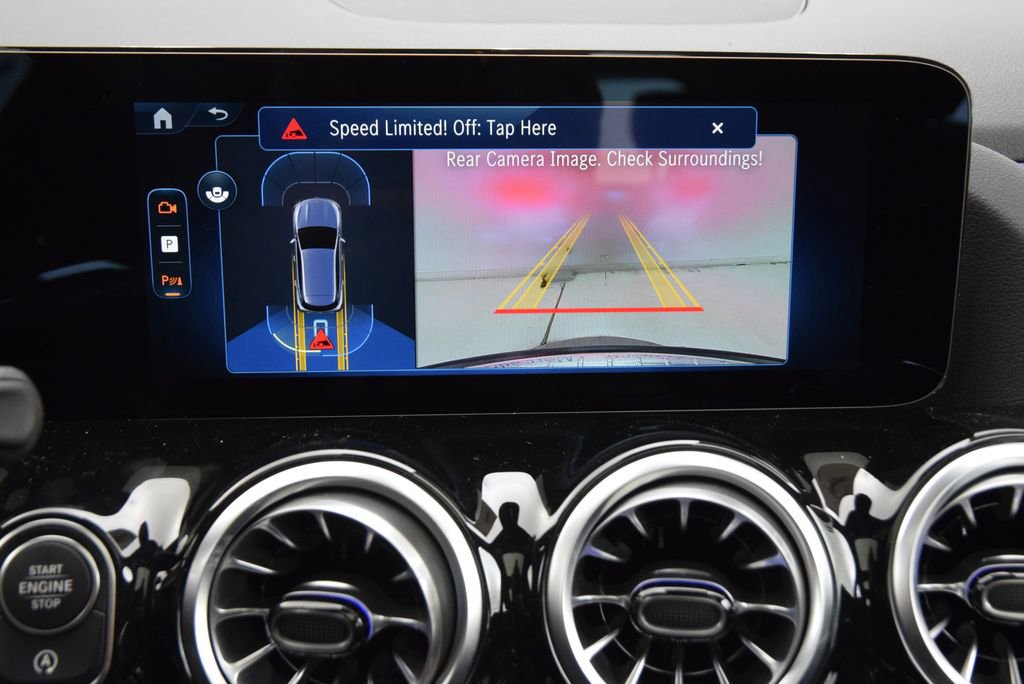 New 2026 Mercedes-Benz GLA 35 AMG 4MATIC image 30