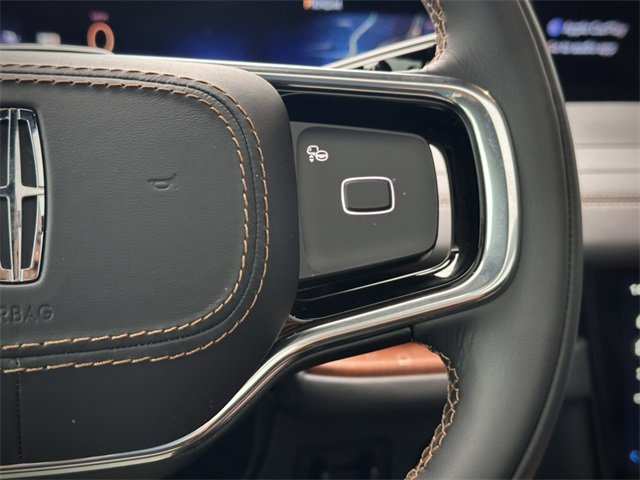 New 2025 Lincoln Navigator Black Label image 35