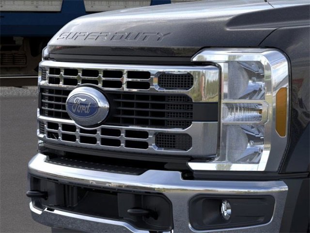New 2026 Ford F550 4x4 Regular Cab Super Duty image 17
