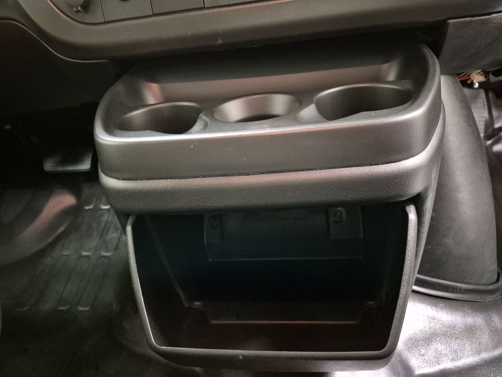 New 2025 GMC Savana 2500 Extended w/ Enhanced Convenience Package image 36