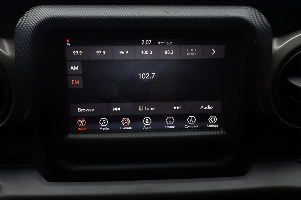 Used 2022 Jeep Gladiator Sport AWD/4WD image 28