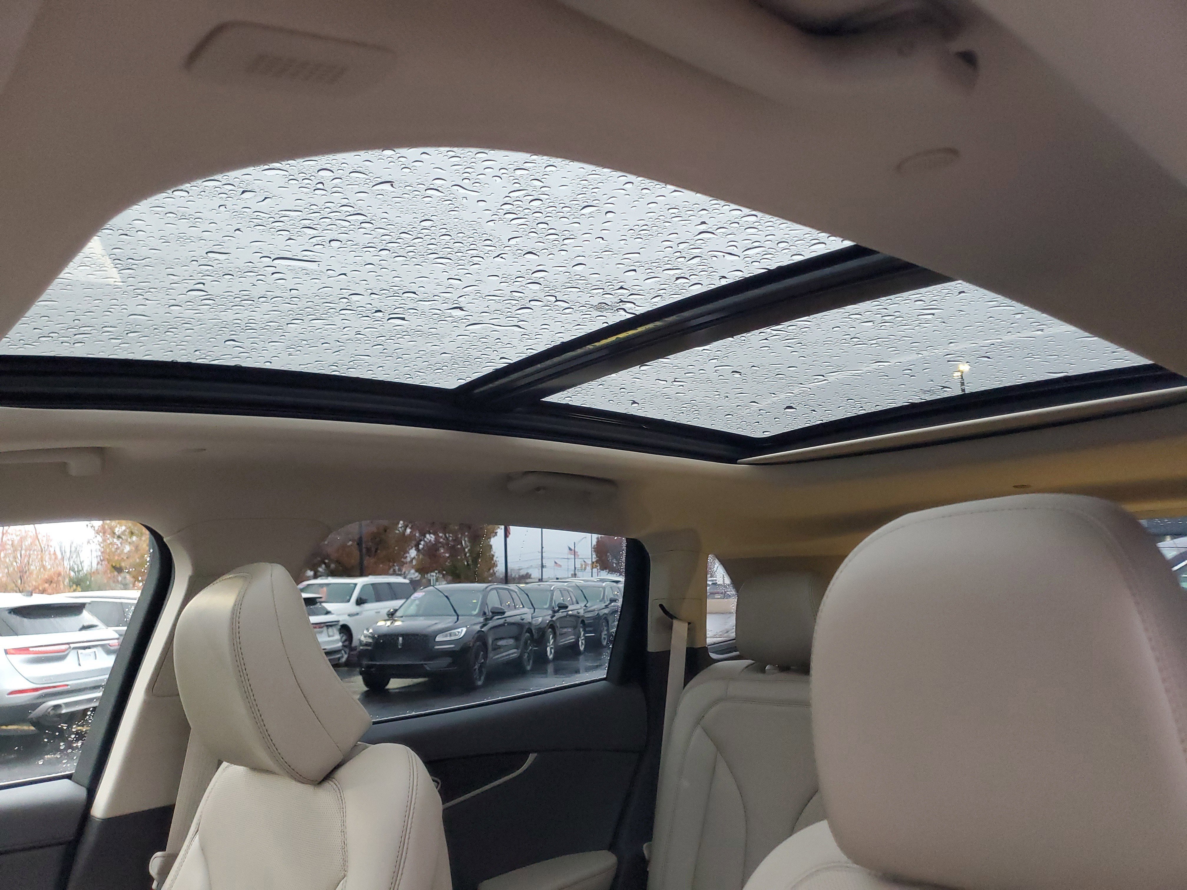 Certified 2023 Lincoln Nautilus Reserve image 11