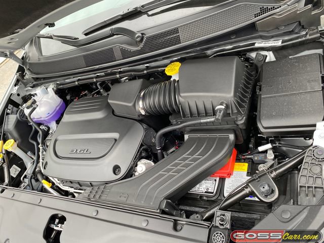 New 2026 Chrysler Pacifica Limited image 29