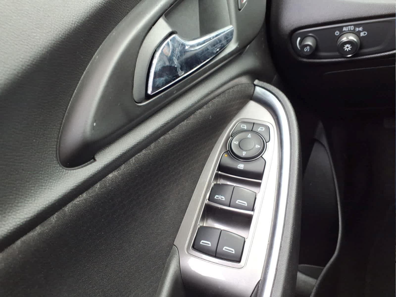 Used 2020 Chevrolet Malibu LT FWD image 26