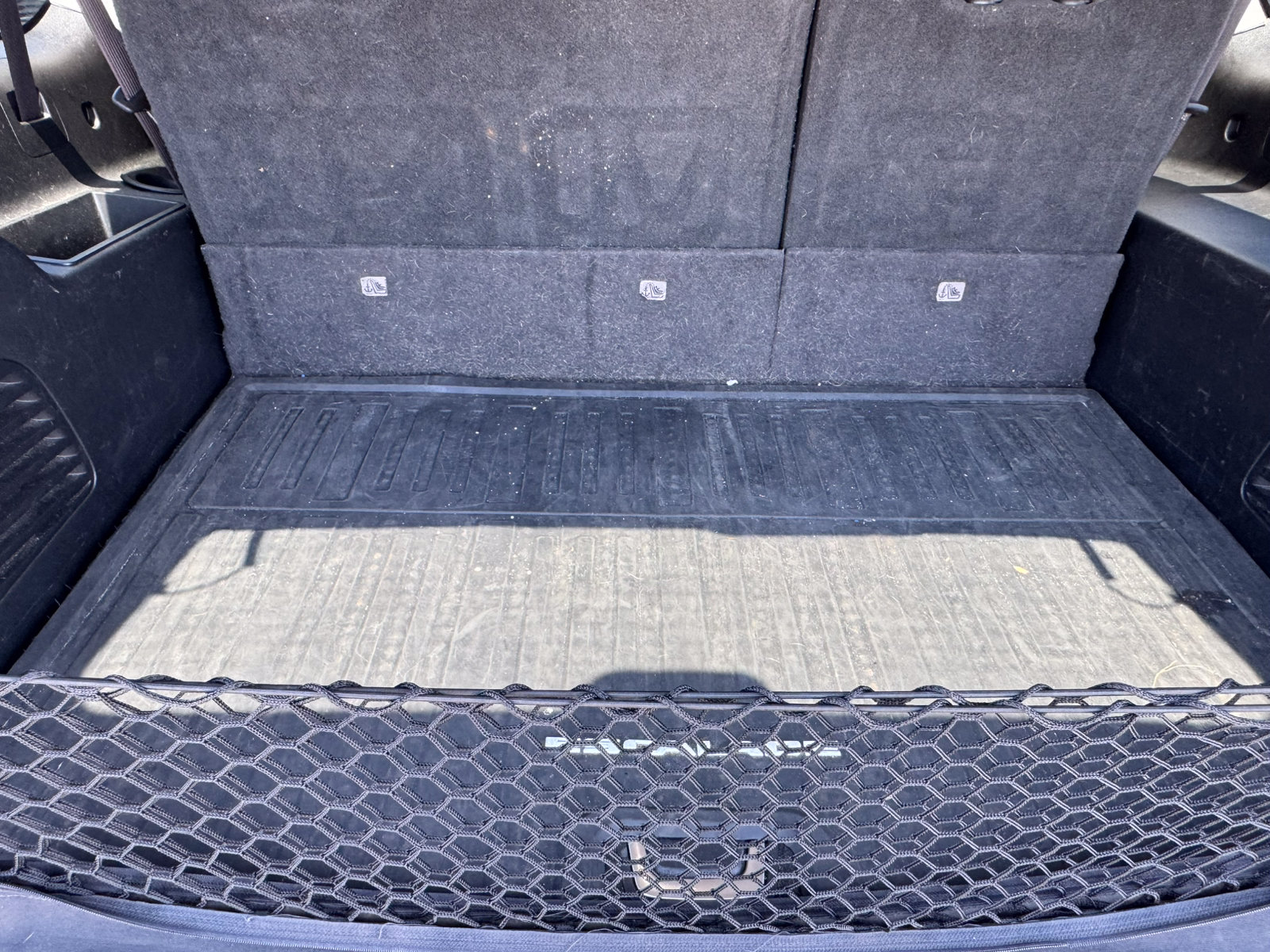 Used 2017 Cadillac Escalade ESV Luxury AWD/4WD image 24