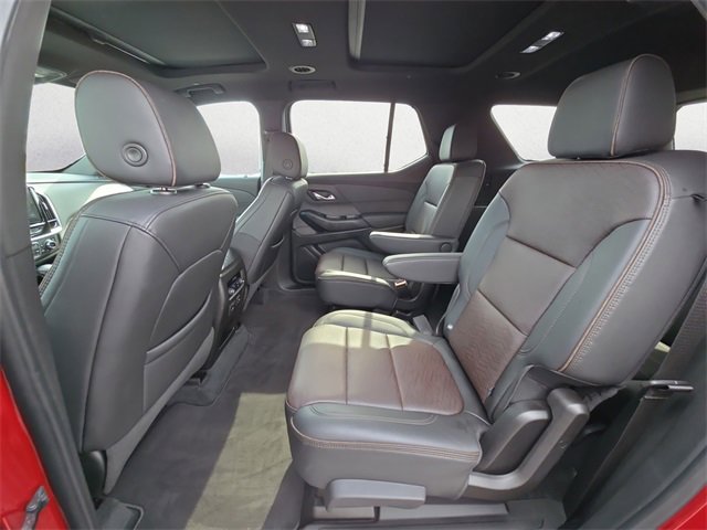 Used 2023 Chevrolet Traverse High Country image 13