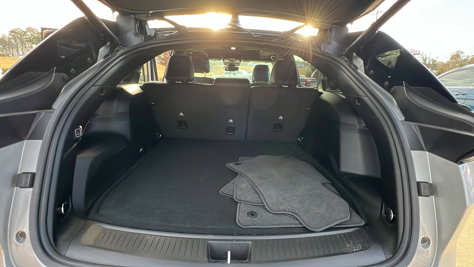 Used 2024 Jeep Wagoneer Launch Edition image 13