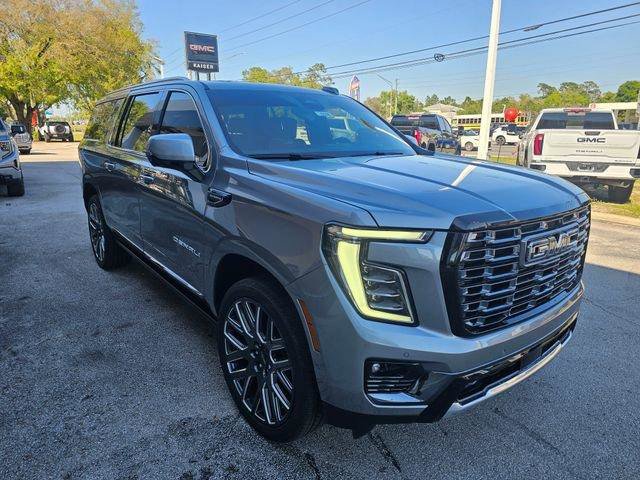 New 2026 GMC Yukon XL Denali Ultimate AWD/4WD image 7