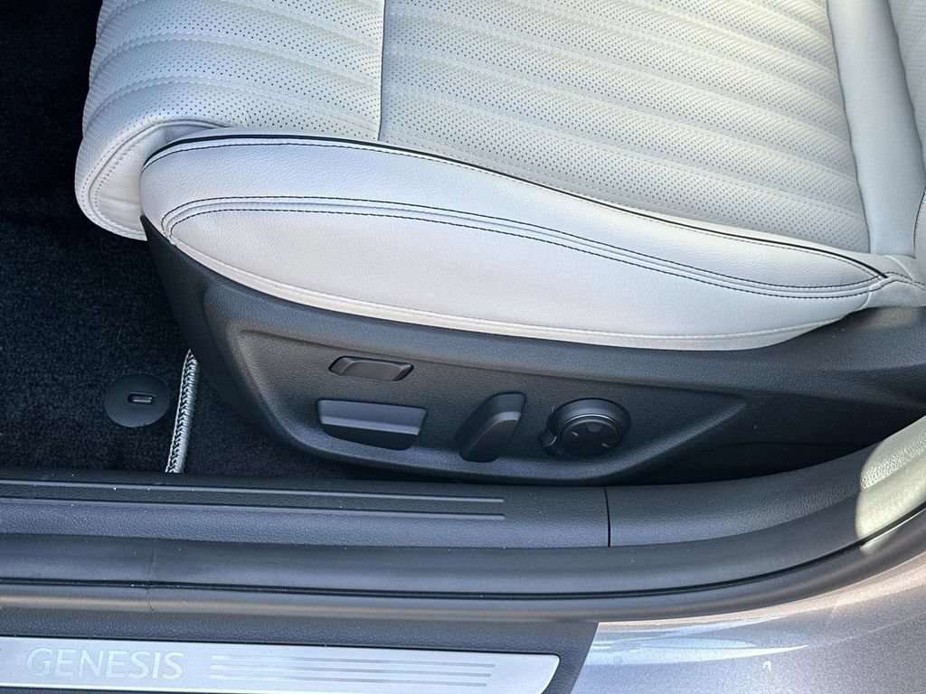 New 2026 Genesis G70 3.3T Sport Prestige RWD image 10