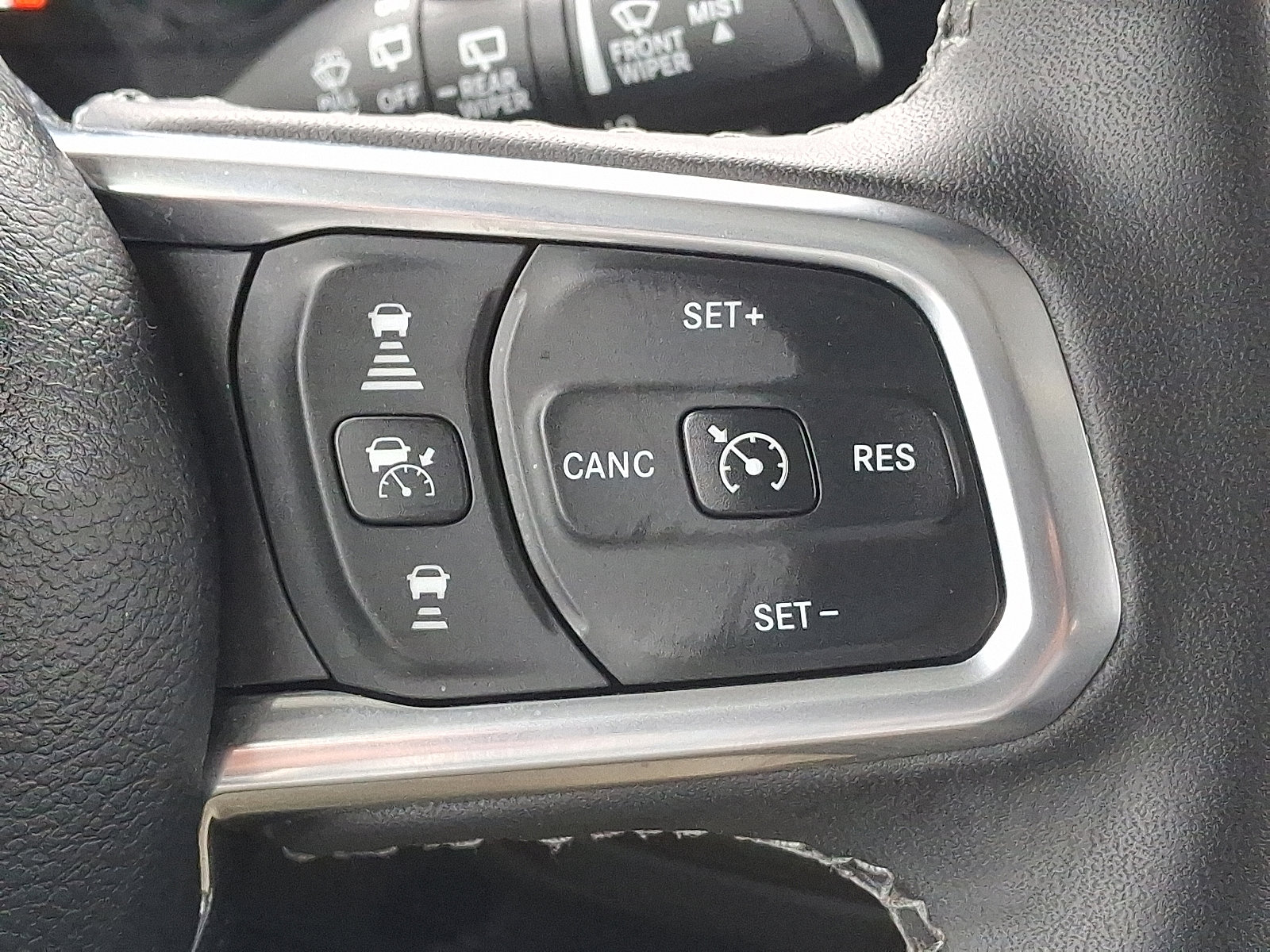 Certified 2025 Jeep Wrangler Unlimited Sahara w/ Safety Group AWD/4WD image 25