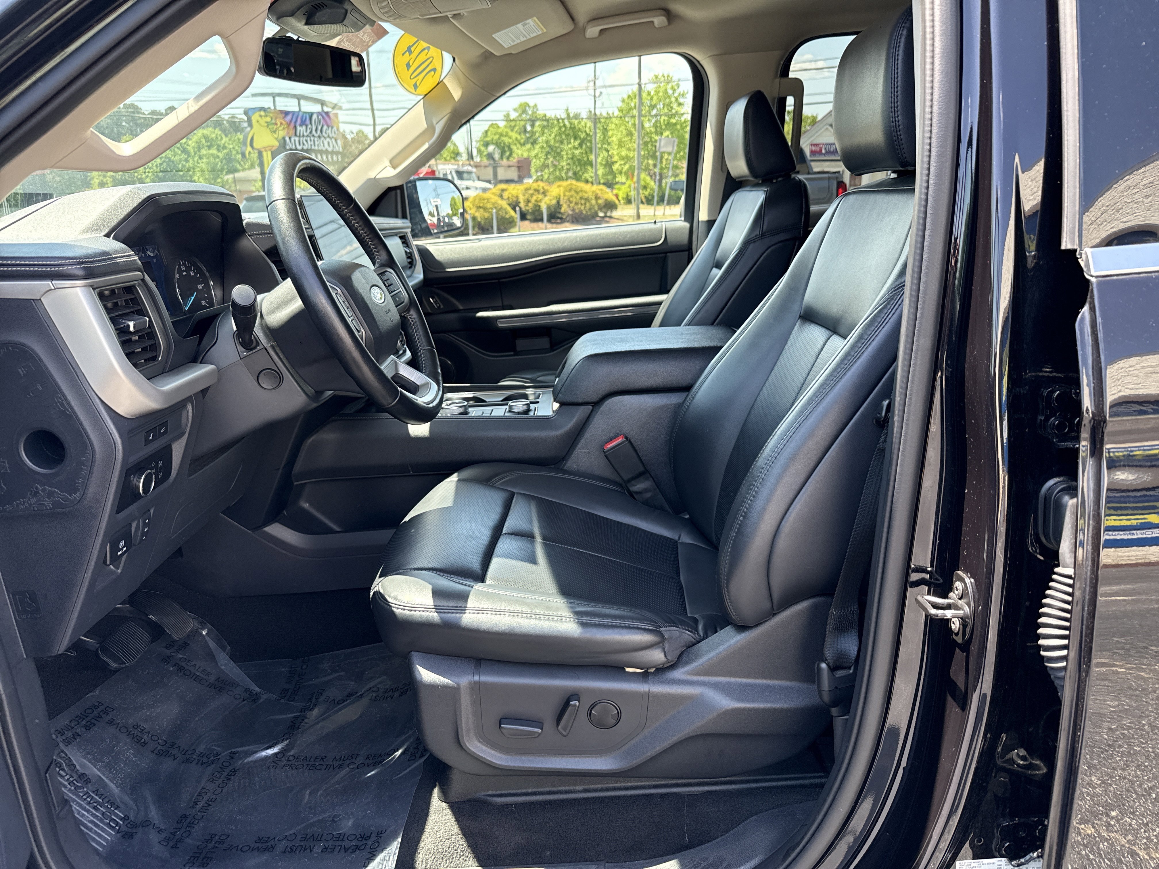 Used 2024 Ford Expedition Max XLT AWD/4WD image 16