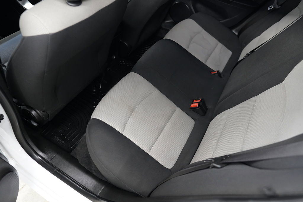 Used 2016 Chevrolet Cruze L FWD image 34