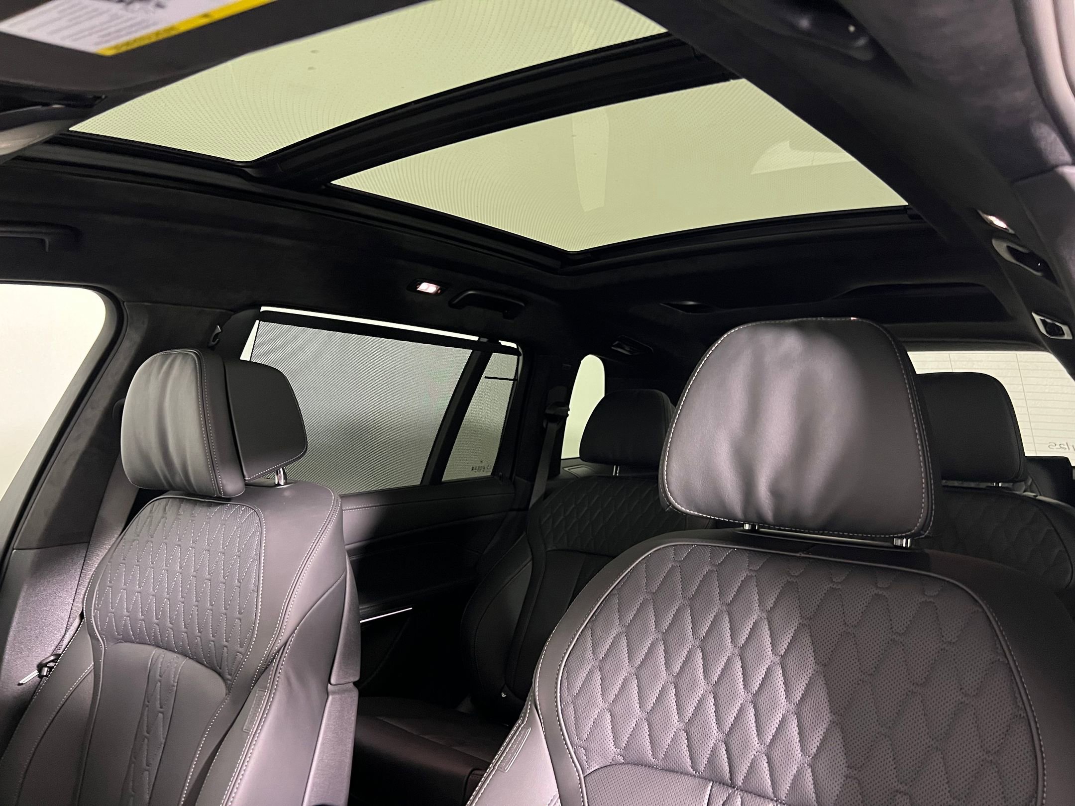 New 2026 BMW X7 M60i image 15