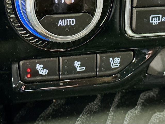 Certified 2024 GMC Yukon XL Denali w/ Max Trailering Package image 21