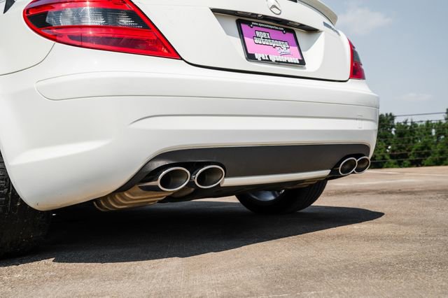 Used 2009 Mercedes-Benz SLK 55 AMG image 23