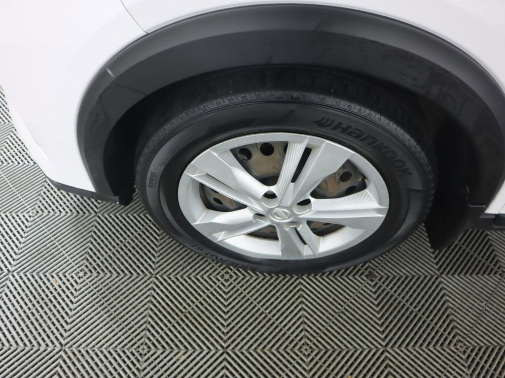Used 2021 Nissan Kicks S image 33
