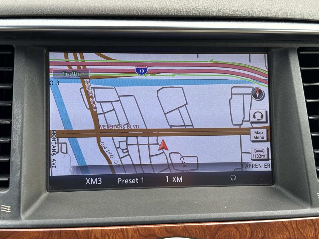 Used 2017 INFINITI QX80 2WD w/ Deluxe Technology Package image 27