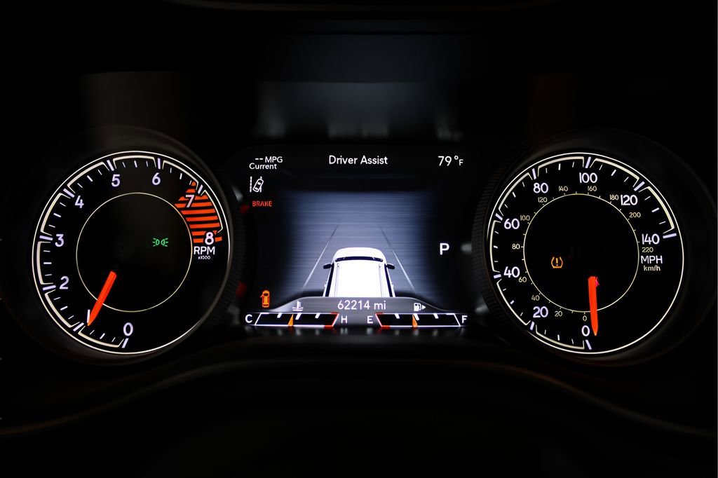 Used 2021 Jeep Cherokee Trailhawk image 34