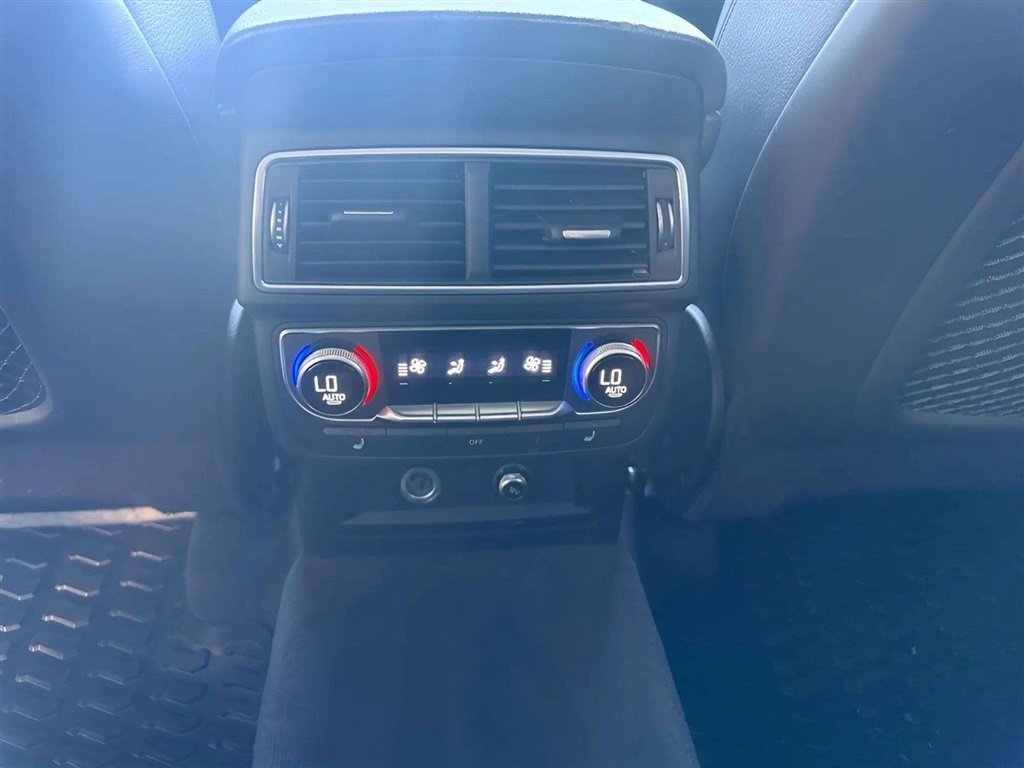 Used 2019 Audi Q7 3.0T Premium Plus w/ Premium Plus Package AWD/4WD image 15