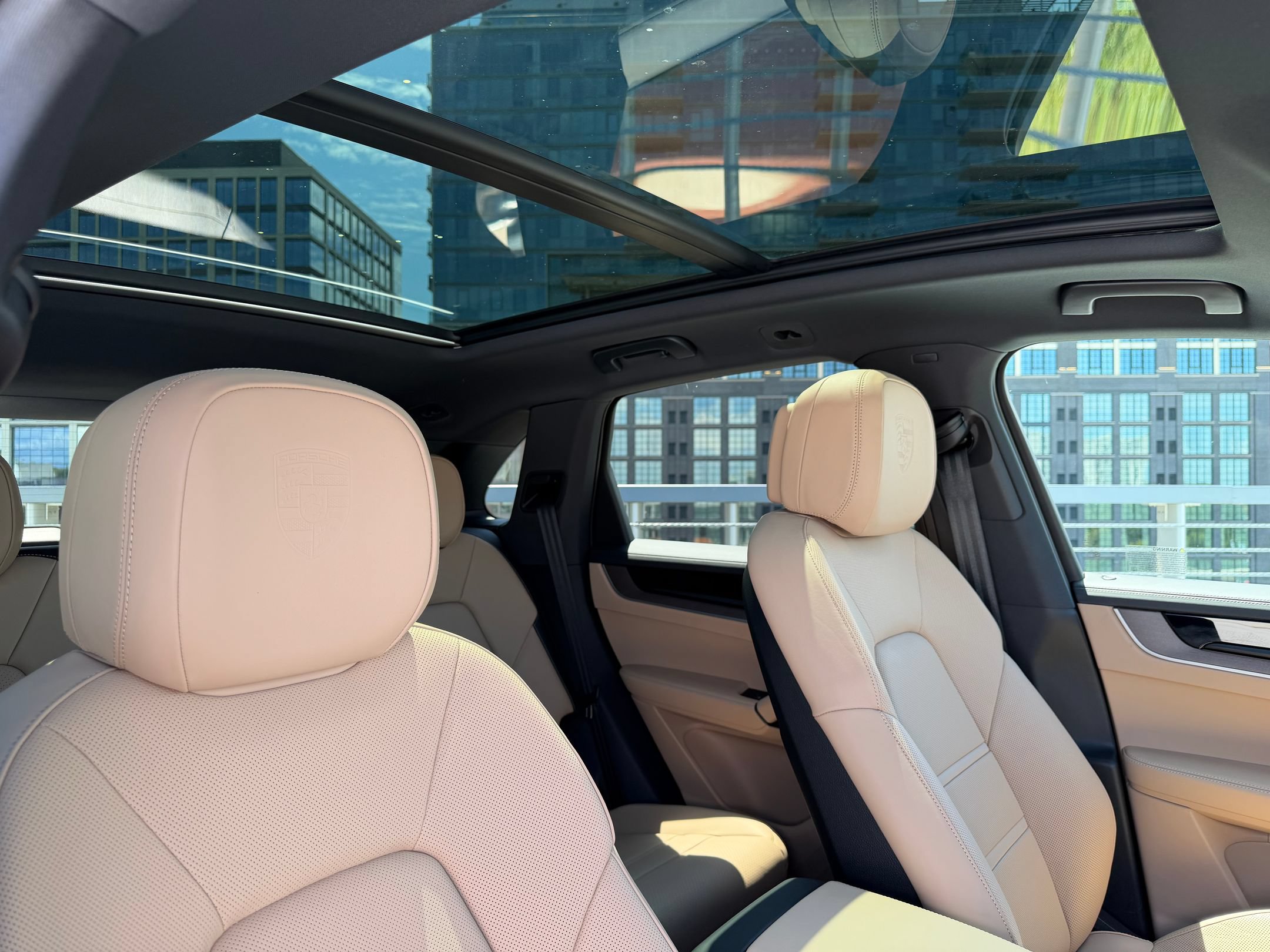 New 2026 Porsche Cayenne E-Hybrid AWD/4WD image 22