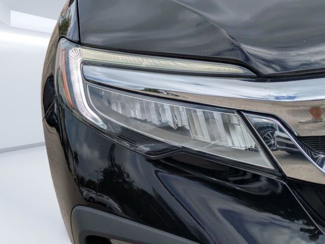 Certified 2022 Honda Pilot Touring image 10