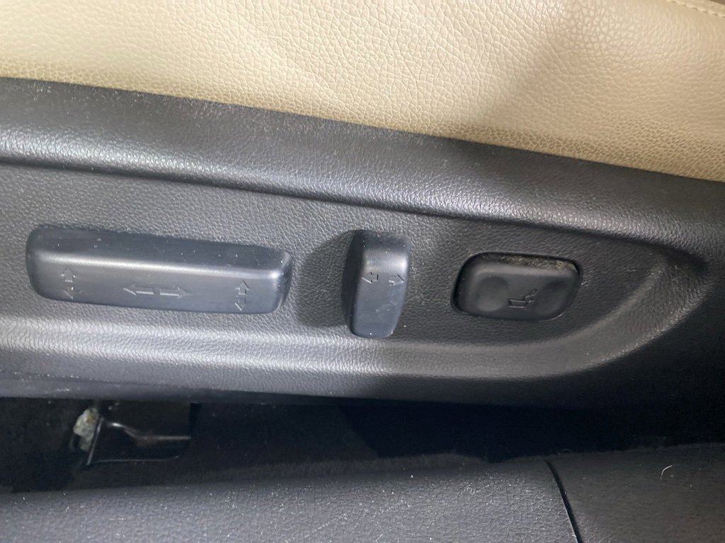 Used 2017 Honda Accord EX-L image 32