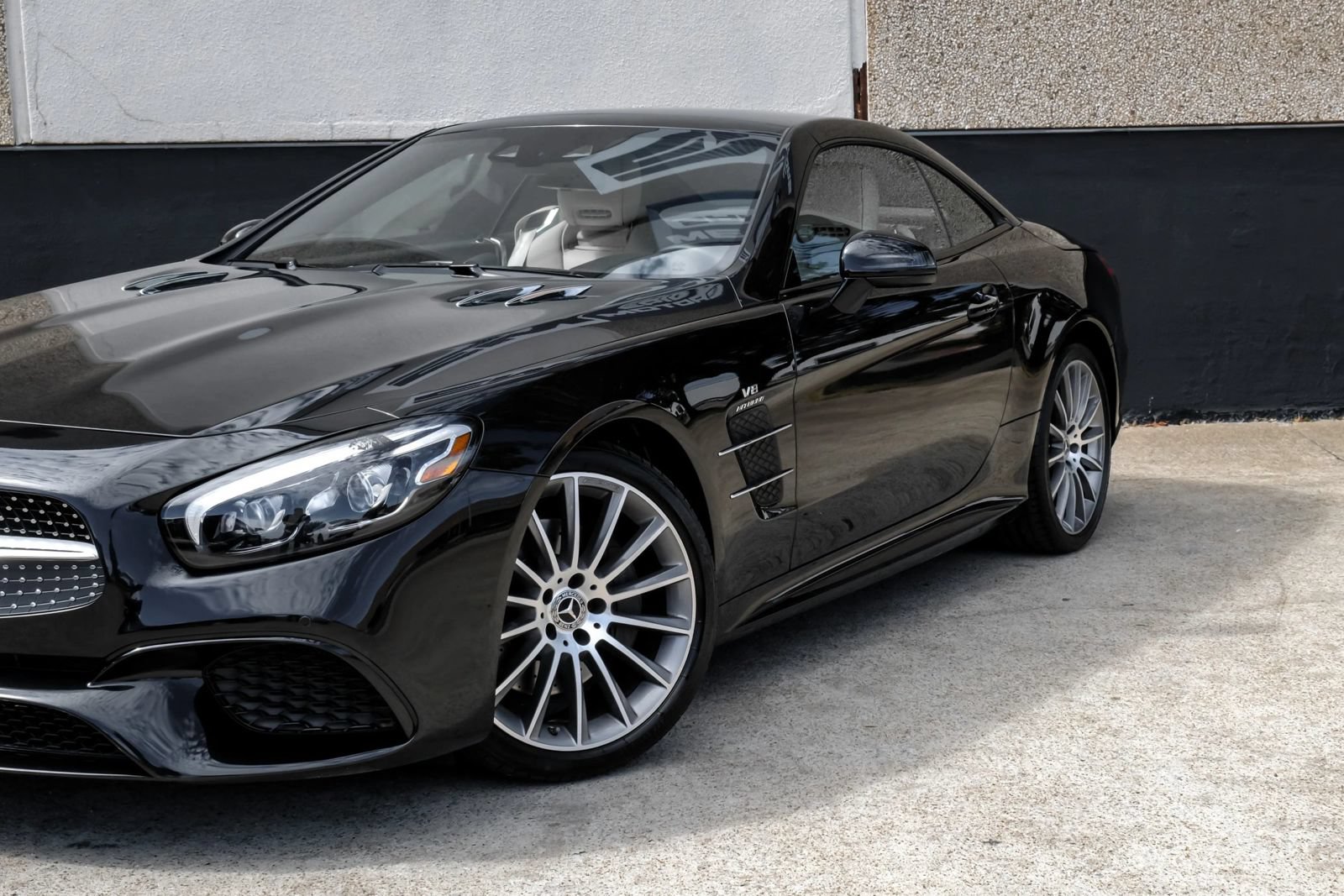 Used 2020 Mercedes-Benz SL 550 image 7