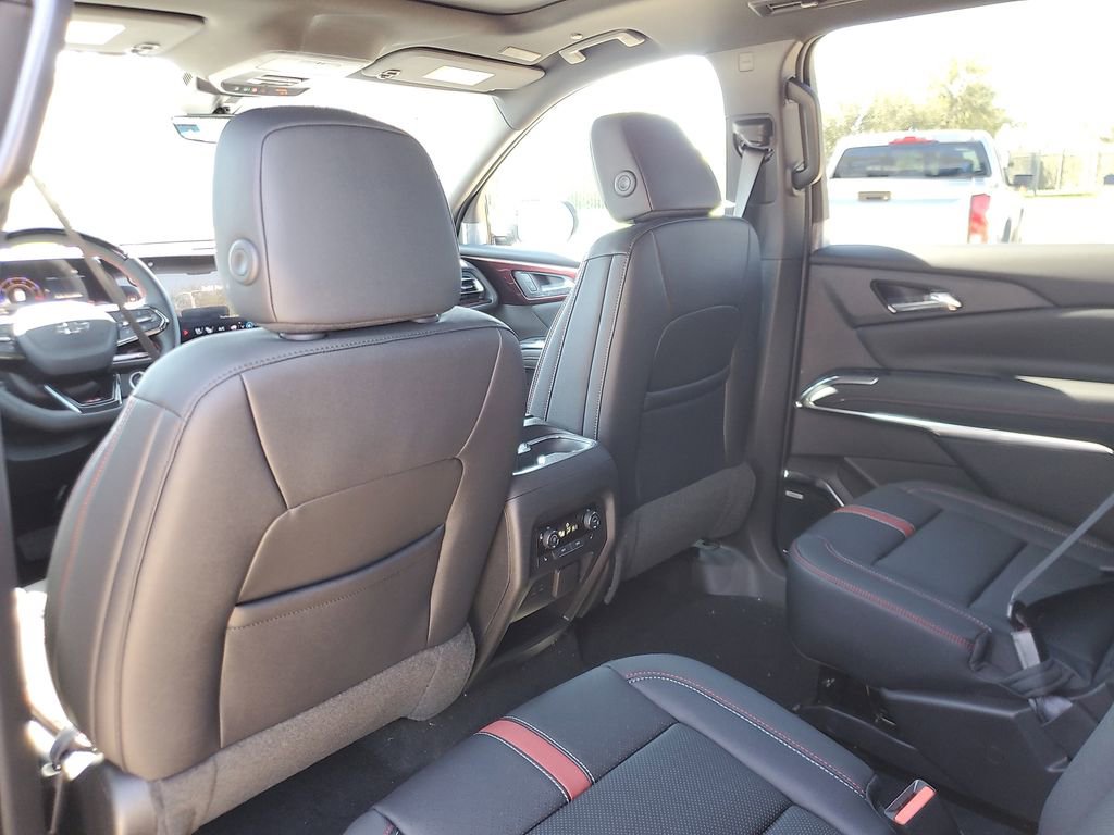 New 2026 Chevrolet Traverse RS w/ LPO, Floor Liner Package image 13