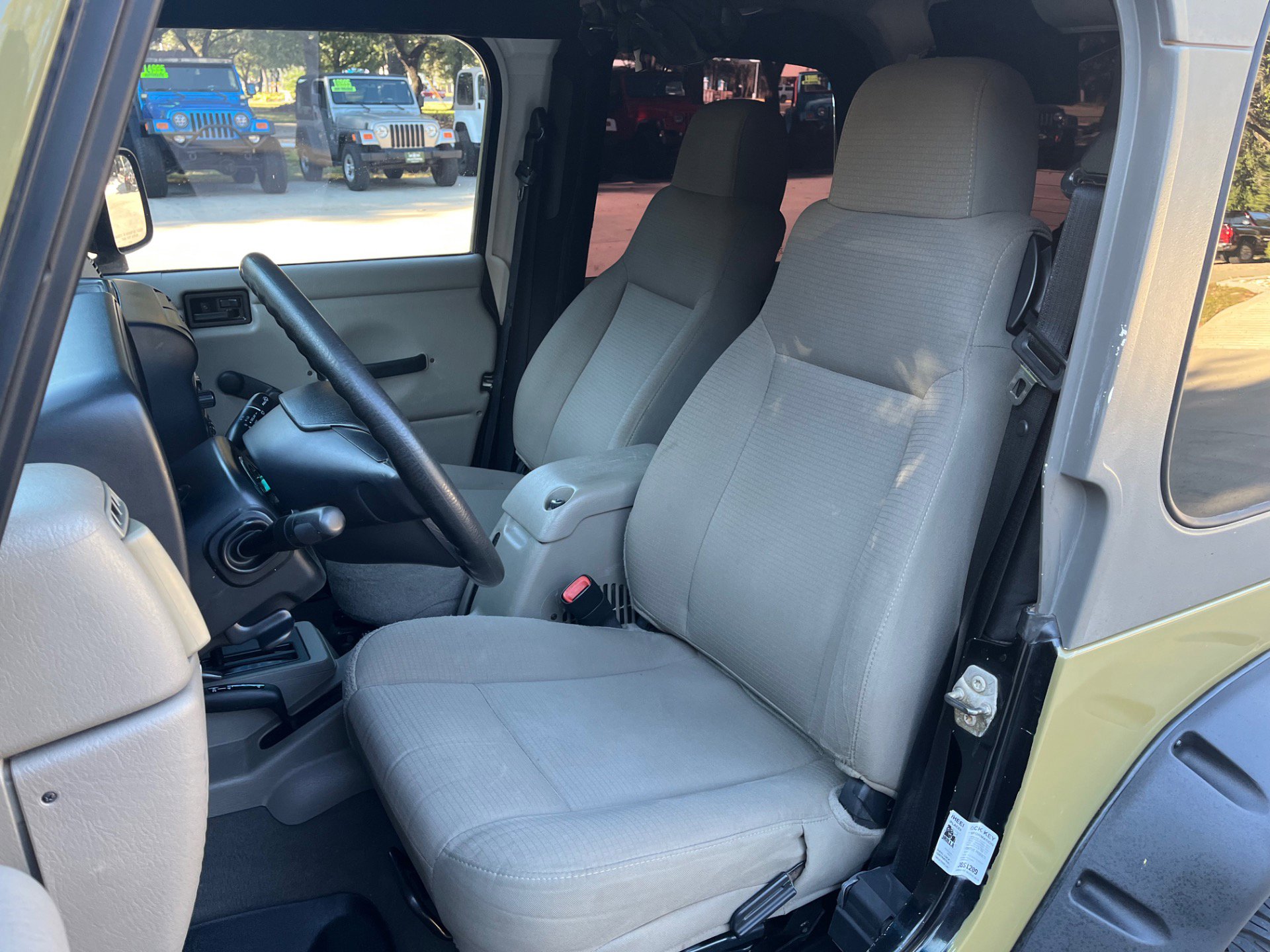 Used 2006 Jeep Wrangler X AWD/4WD image 19