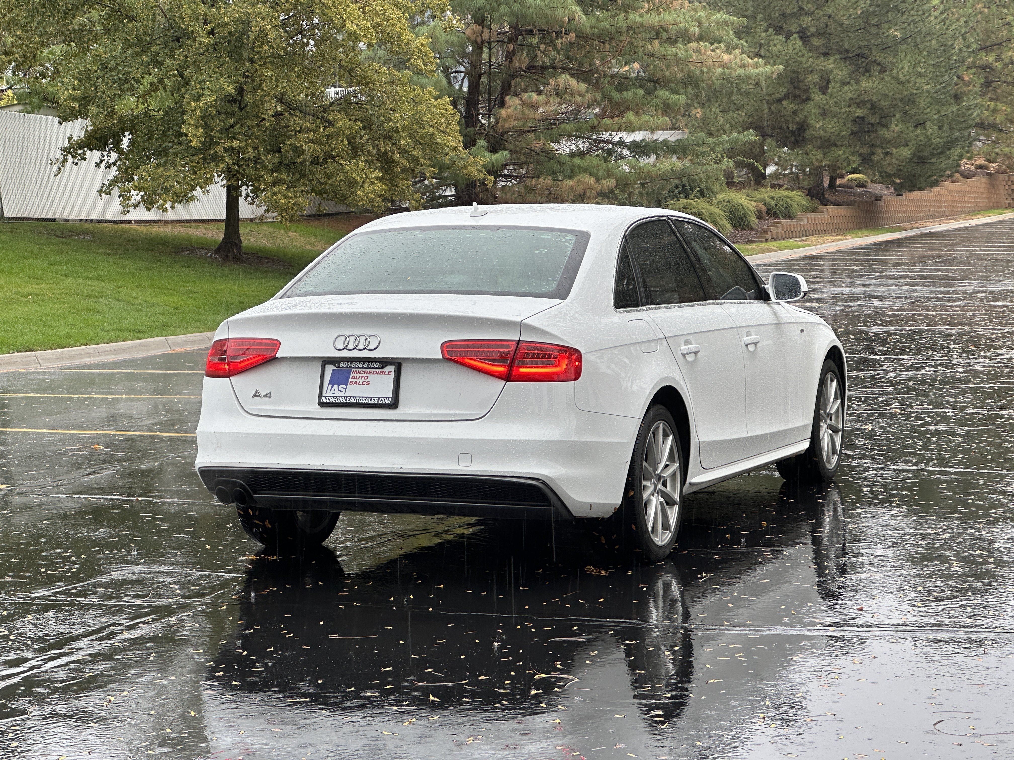 Used 2016 Audi A4 2.0T Premium FWD image 4